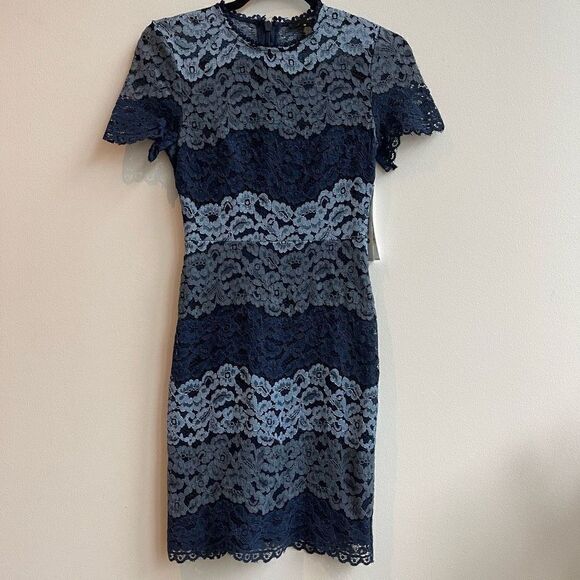 Aqua Dresses & Skirts - Aqua Womens Bodycon Dress Floral Lace Short Sleeve Blue Size Extra Small NWT